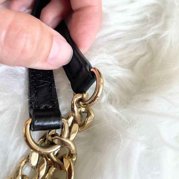 🔥Michael Kors | Hammered Leather Tote With Gold-Tone Metal Chain Handles - Picture 14 of 16